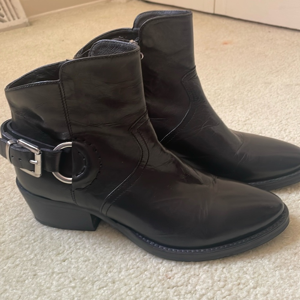 Sauro Cruciani ankle boots chunky heel side zipper Sz 37.5 (7.5) Italian leather